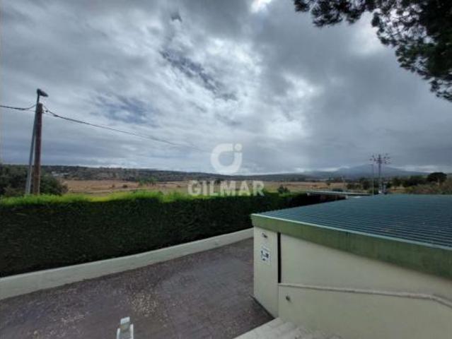 Chalet en alquiler en Venturada, Madrid