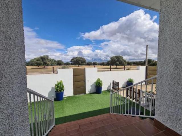 Chalet en alquiler en La Raya del Palancar-Guadamonte, Villanueva De La Cañada