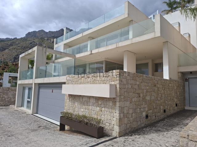 Casa en venta en la Marina Baixa, Valencia
