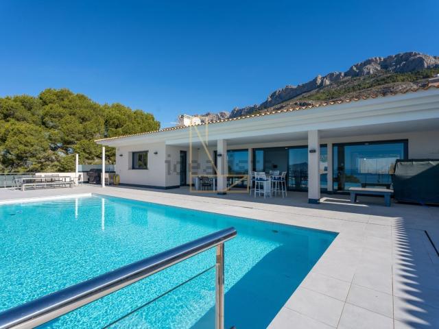 Casa en venta en la Marina Baixa, Valencia