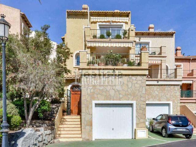 Casa en venta en Urbanització Serra d'Altea, Altea