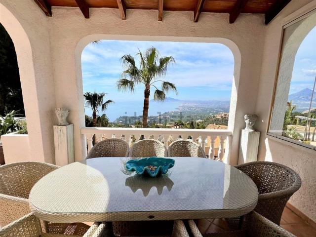 Casa en alquiler en Urbanització Serra d'Altea, Altea