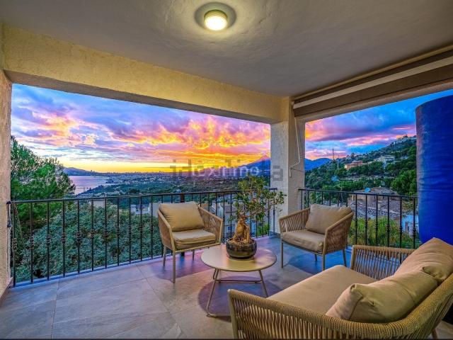 Casa en venta en Urbanització Serra d'Altea, la Marina Baixa
