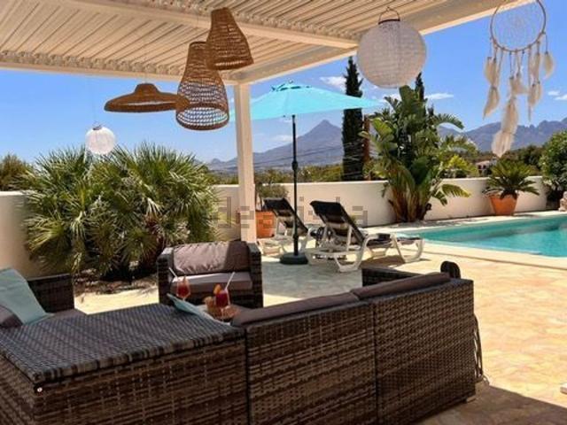 Casa en venta en Urbanització Alhama, Altea