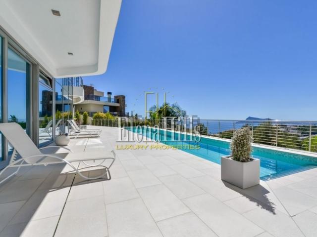 Casa en venta en Urbanització Serra d'Altea, la Marina Baixa