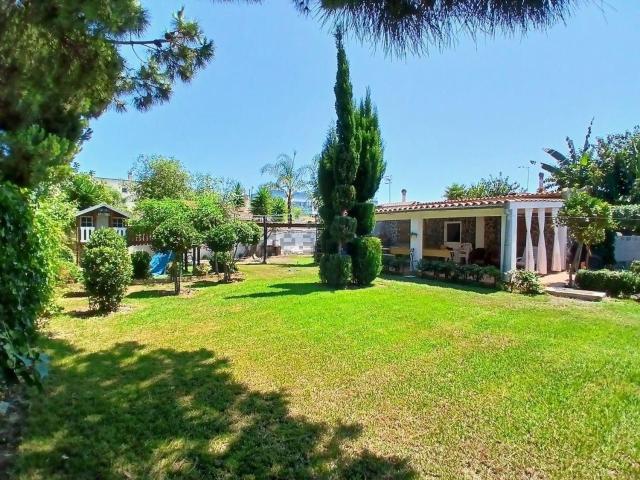 Casa en venta en l'Eucaliptus, Montsià