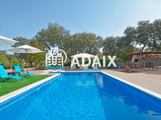 Casa en venta en Torreorgaz, Extremadura