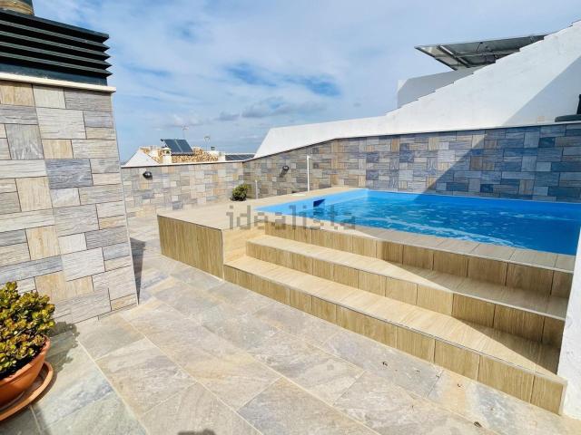 Casa en venta en Antequera, Andalucía