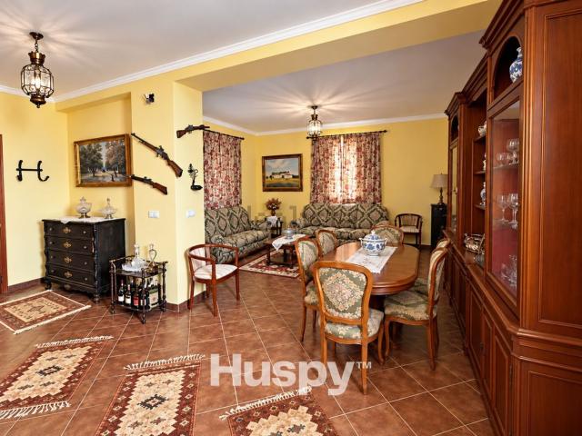 Casa en venta en Bobadilla, Antequera