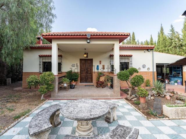 Casa en venta en Antequera, Andalucía