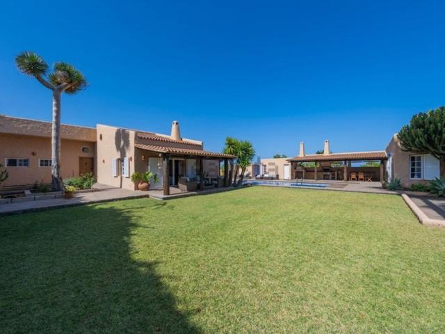 Casa en venta en La Hidalga, Arafo
