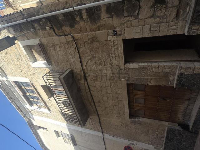Casa en venta en Arbeca, Lleida