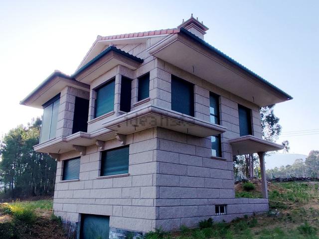 Casa en venta en Arbo, A Paradanta