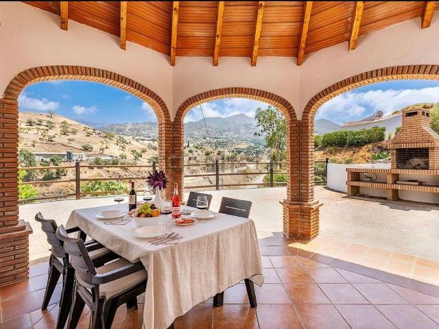 Casa en venta en La Axarquía, Andalucía