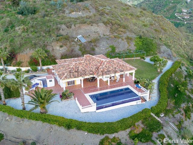 Casa en venta en La Axarquía, Andalucía