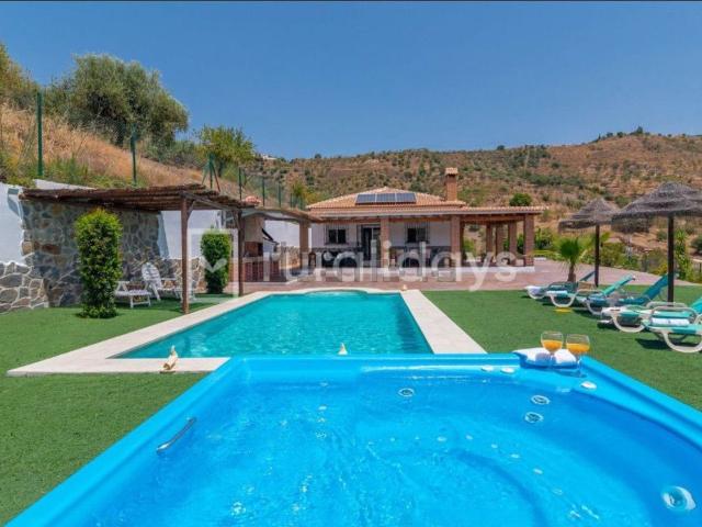 Casa en alquiler en Arenas, Málaga