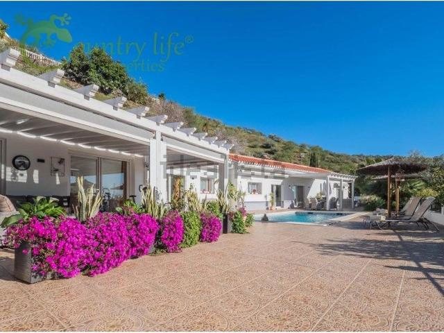 Casa en venta en La Axarquía, Andalucía