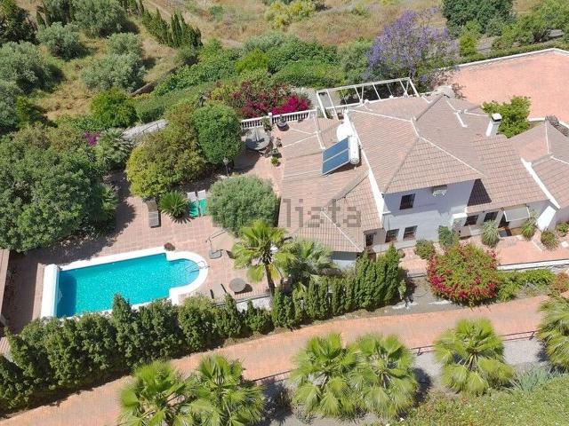 Casa en venta en La Axarquía, Andalucía