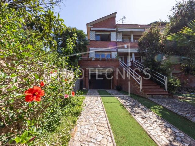 Casa en venta en els Tres Turons, Maresme