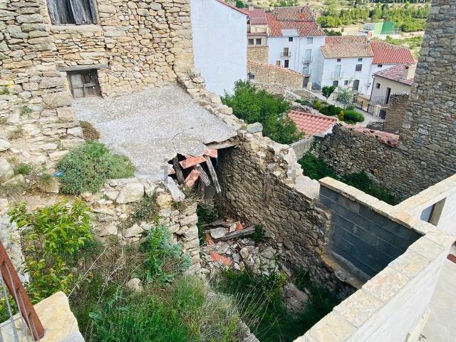Casa en venta en l'Alt Maestrat, Valencia