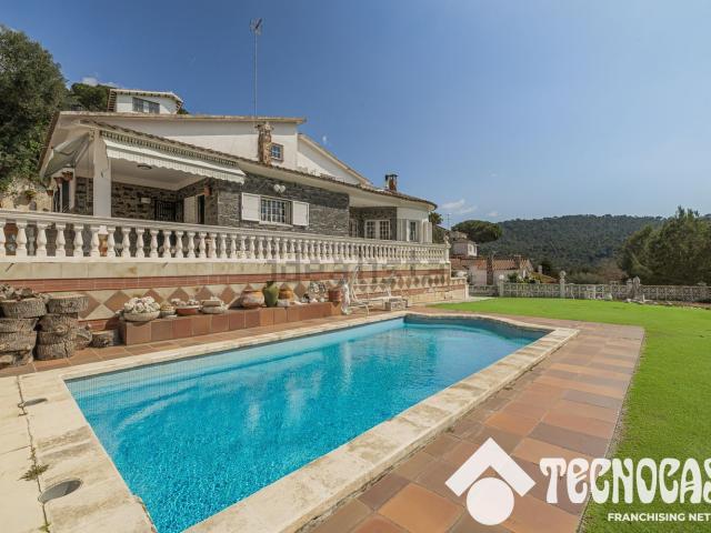 Casa en venta en Urbanització de Can Cabot, Maresme