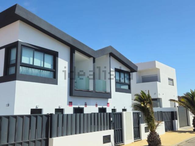 Casa en venta en Arico, Canarias