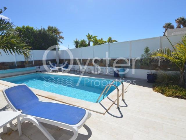 Casa en venta en Tenerife, Urbanización Casablanca