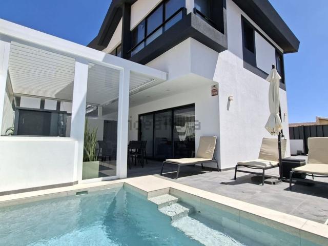 Casa en venta en Arico, Canarias
