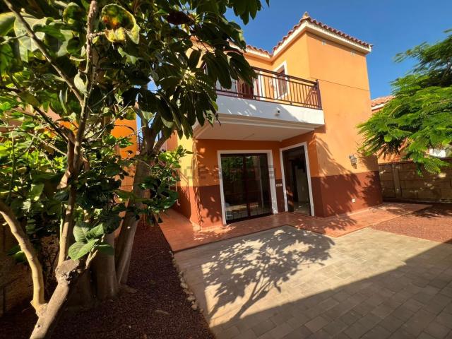 Casa en venta en Cho, Arona