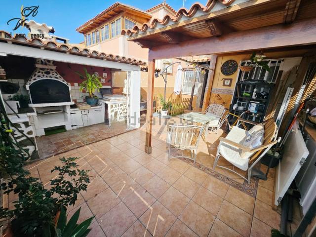 Casa en venta en Las Rosas, Arona