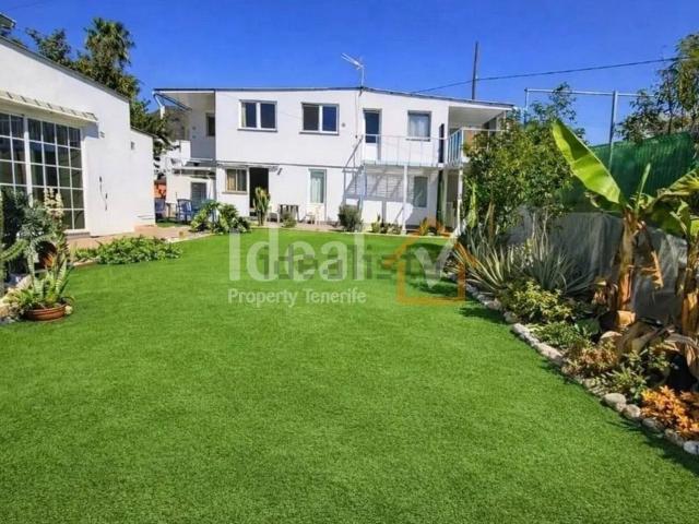Casa en venta en Parque de la Reina, Arona