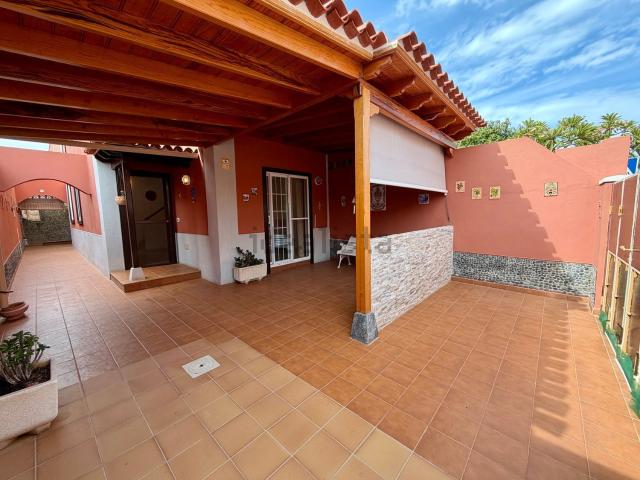 Casa en venta en La Estrella, Arona
