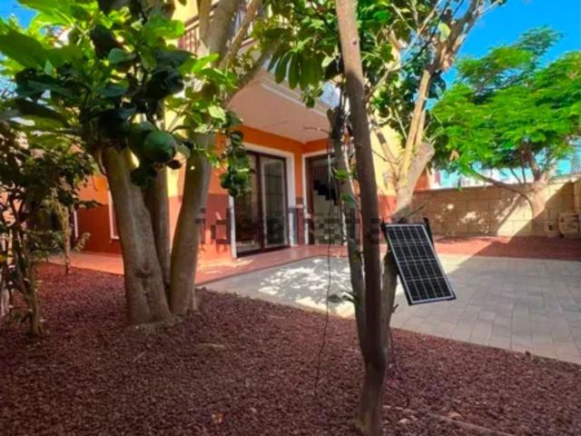 Casa en venta en Cho, Arona