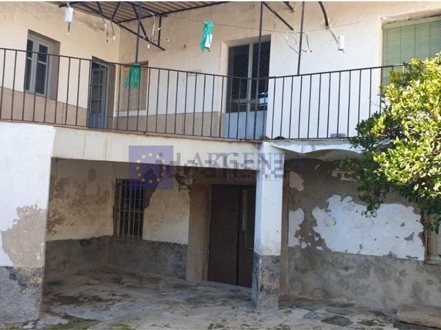 Casa en venta en Arroyo De La Luz, Extremadura