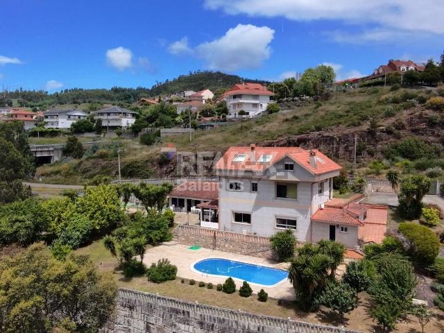 Casa en venta en As Neves, O Condado