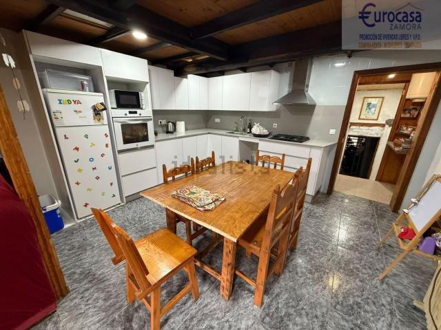 Casa en venta en Asturianos, Zamora
