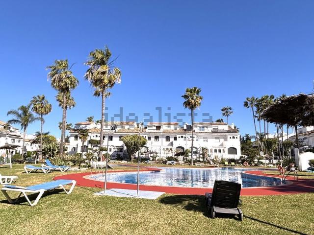 Casa en venta en Atalaya, Costa del Sol Occidental