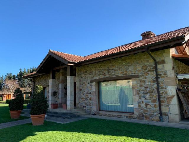 Casa en venta en Atxondo