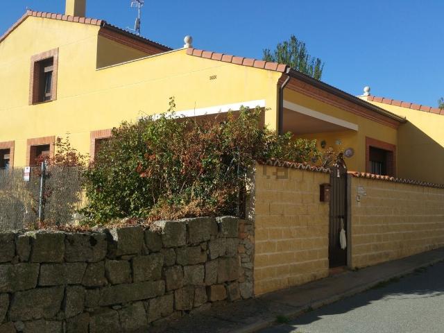 Casa en venta en La Alamedilla del Berrocal, Ávila