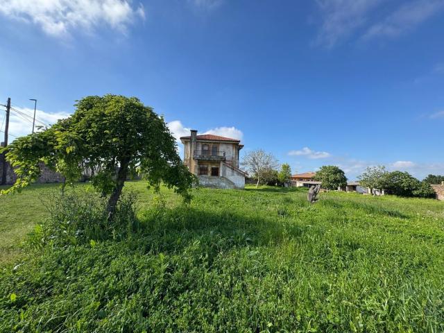 Casa en venta en Avilés, Asturias
