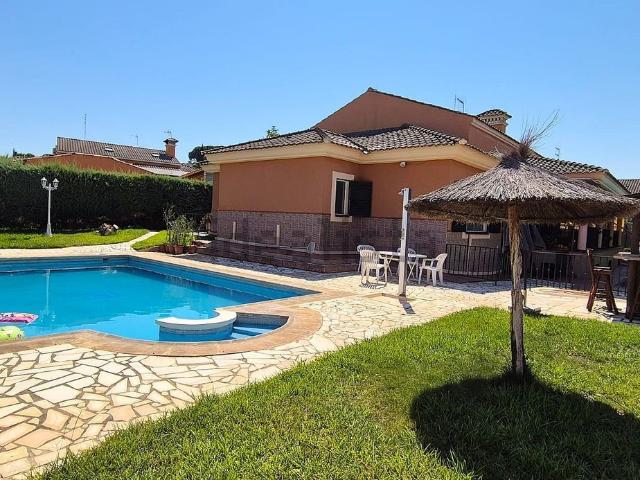 Casa en venta en Cerro de Reyes, Tierra de Badajoz