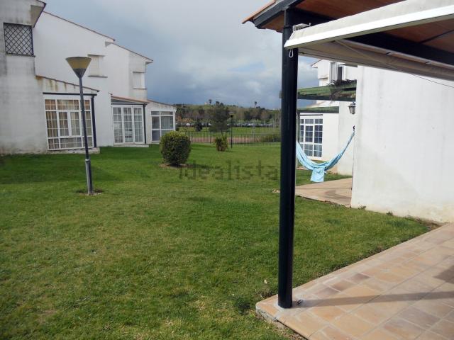 Casa en venta en Badajoz, Urbanización Golf Guadiana
