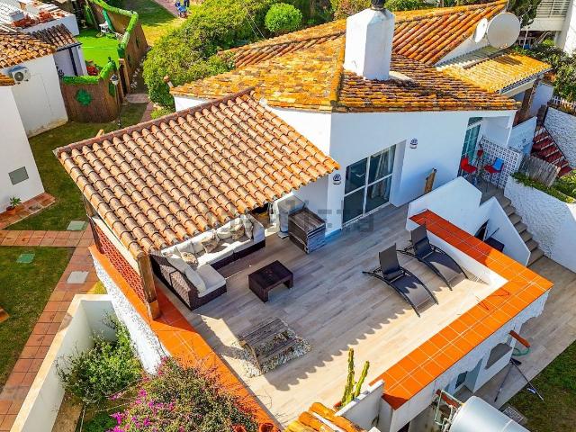 Casa en venta en Estepona