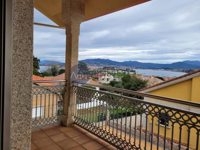 Casa en venta en Baiona, Vigo