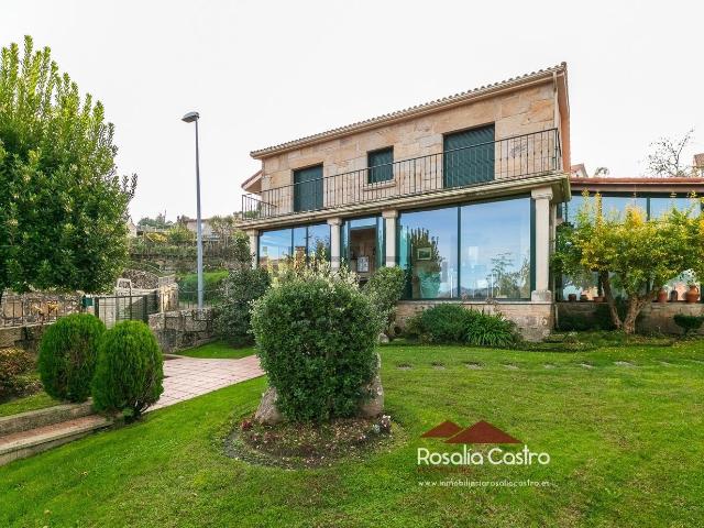 Casa en venta en Belesar, Vigo