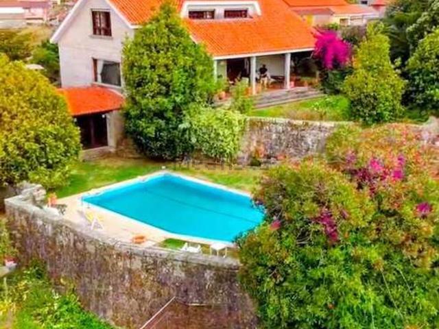 Casa en venta en Baredo, Vigo