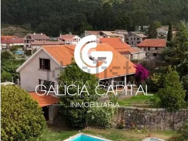 Casa en venta en Baredo, Vigo