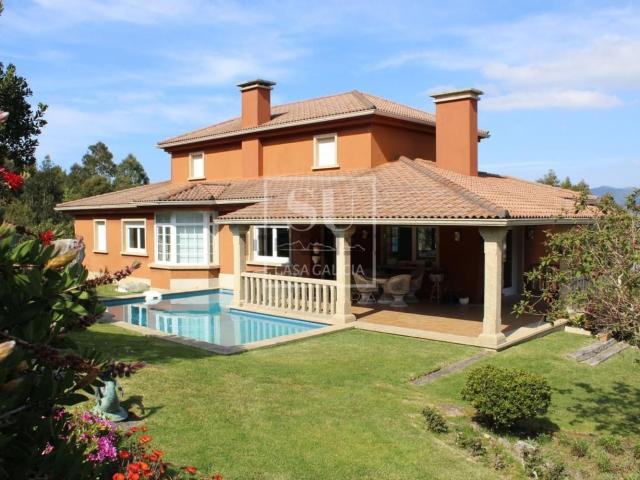 Casa en venta en Baiona, Vigo