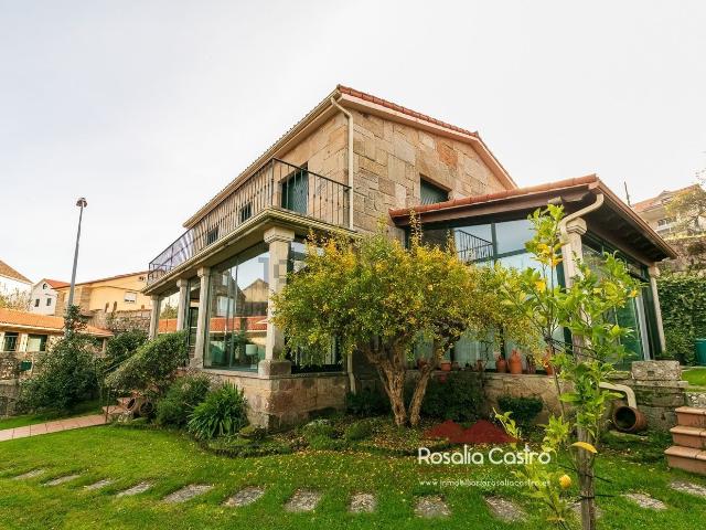 Casa en venta en Belesar, Vigo