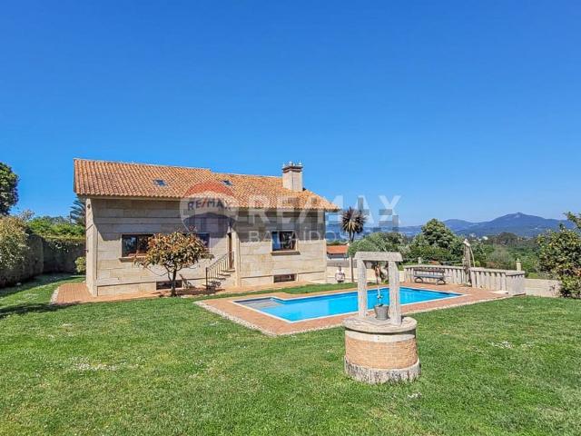 Casa en venta en Baiona, A Igrexa